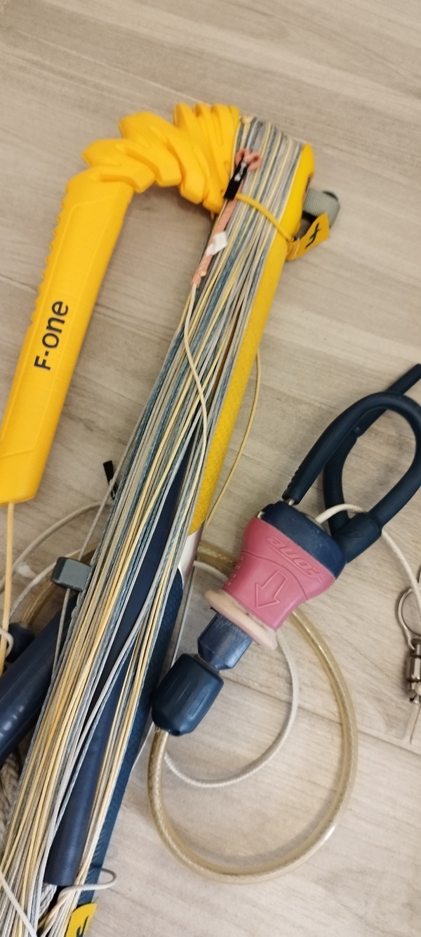 F-One - F-one Bandit 9m S2 + Barra!