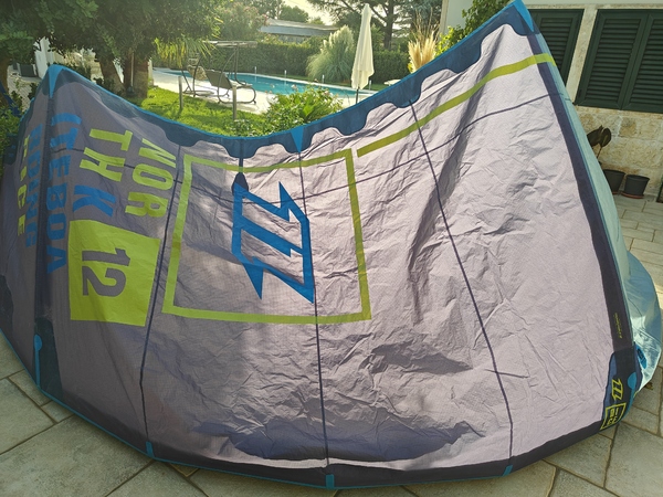 North - Dice 12 + Dice 9 + Trust bar 24m