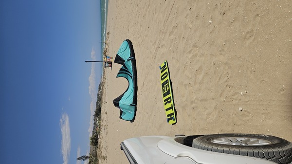 Naish - Pivot 9 2025 con barra 