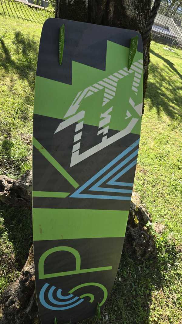North - SPIKE 153X46,5