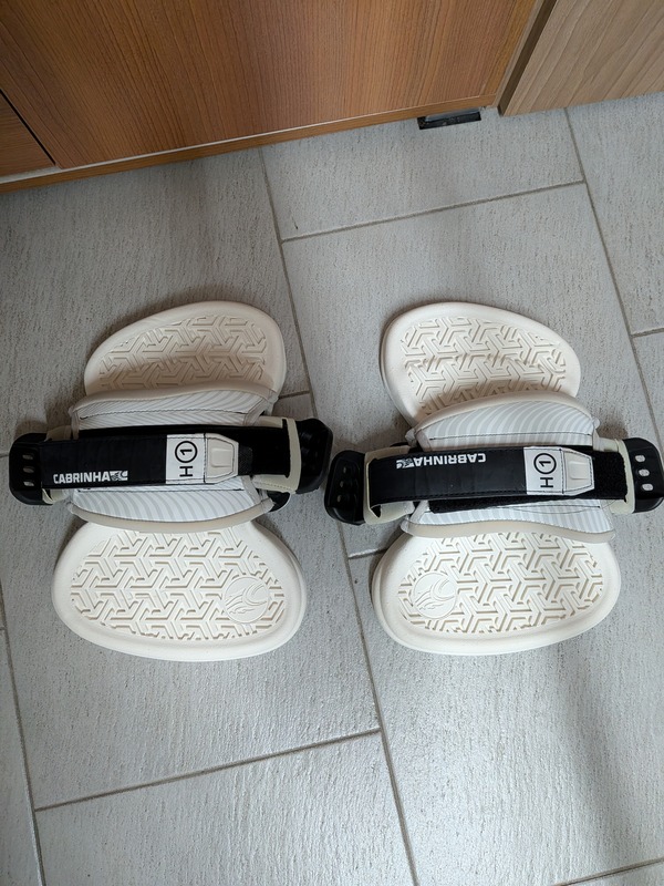 Cabrinha - Ace 139x42 con attacchi H1