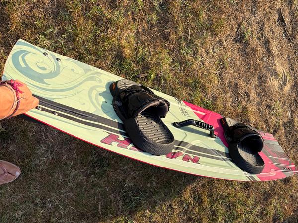 Naish - Alana S25