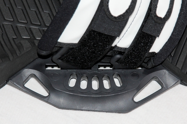 Yeti - COMBO Q4 Kiteboard - Footpads + Straps Set, Size XL