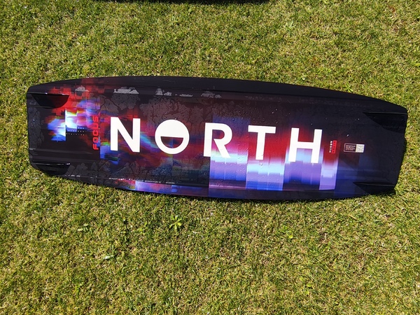 North - Focus Hybrid 139X42
