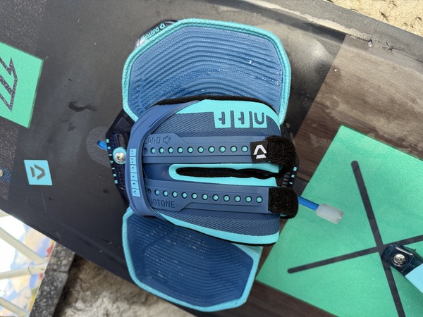 North - X-Ride 141x42