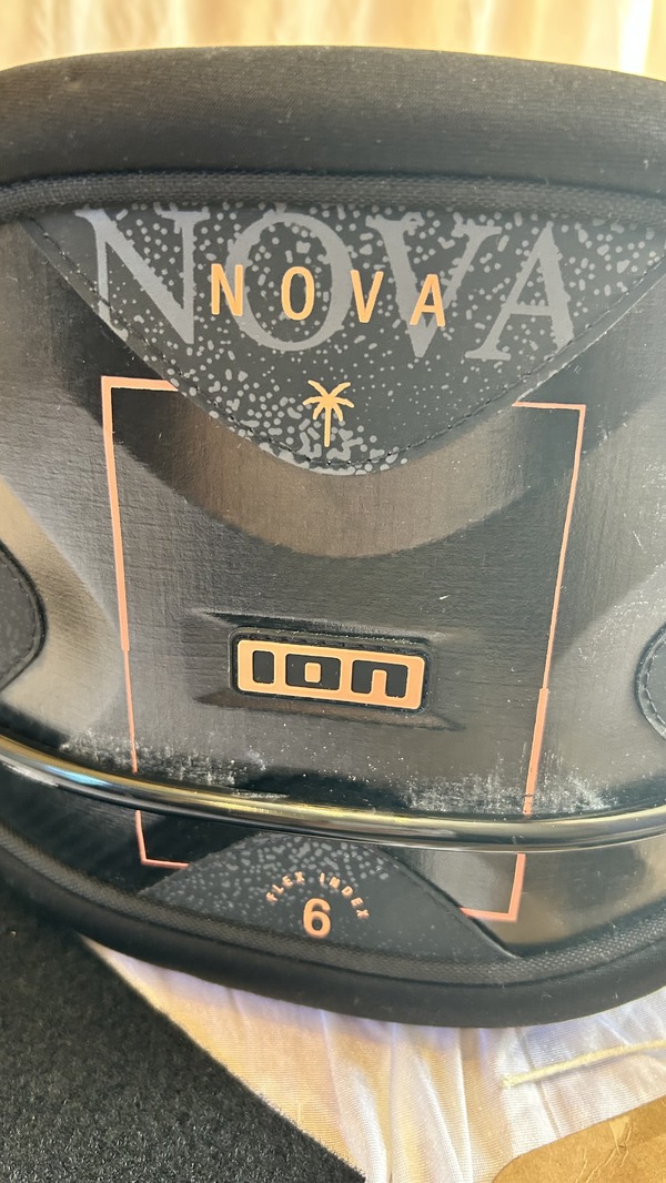 Ion - Woman Nova 2023