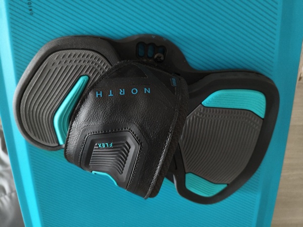 North - Atmos 141x42