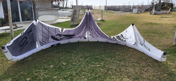 Cabrinha - MOTO X 10