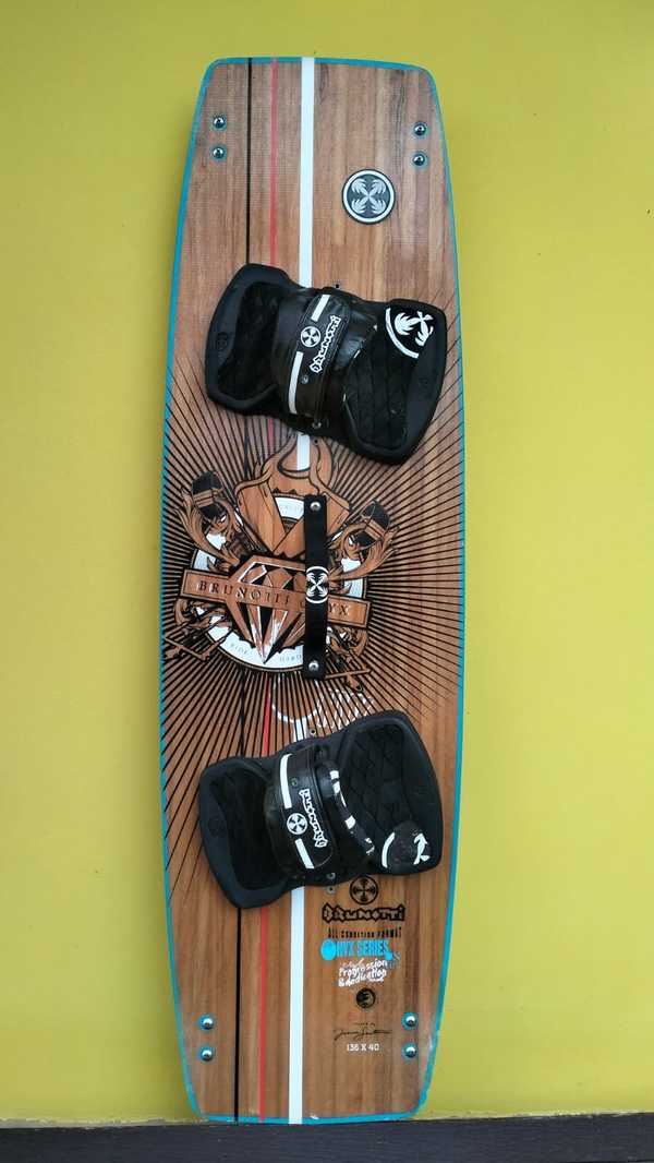 Brunotti - Onyx
