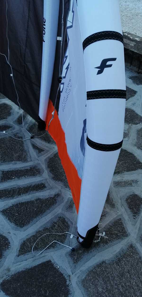 F-One - BANDIT TEC 2025 con barra 