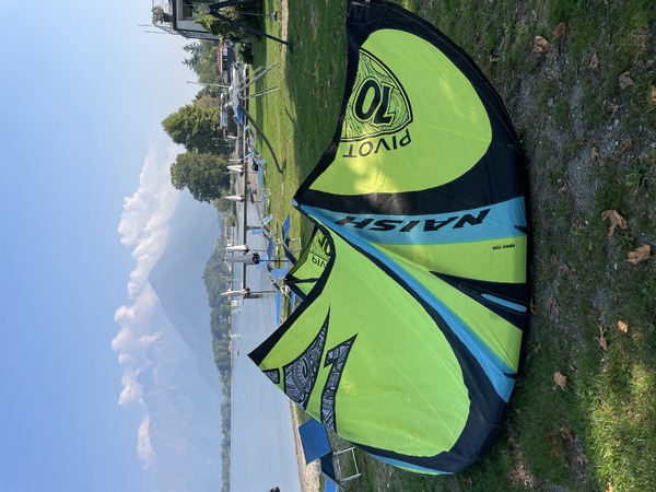 Naish - Pivot 10m + Barra