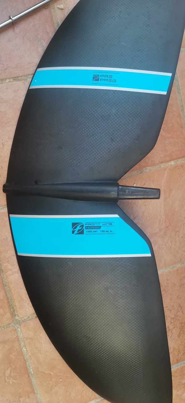 F-One - Mirage 1000 con tavola Devils