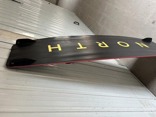 North - FOCUS HYBRID 142X 43