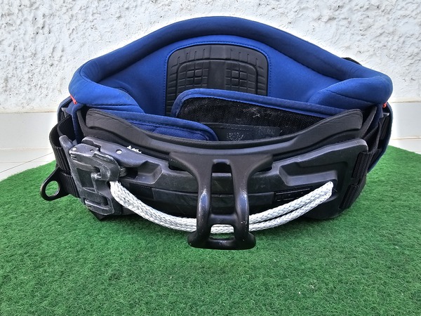Ion - RIOT CURVE 14 
