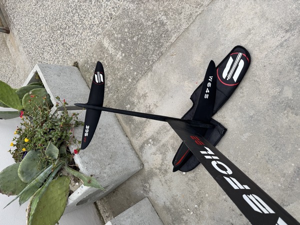 altra - Sab foil + hydro board 