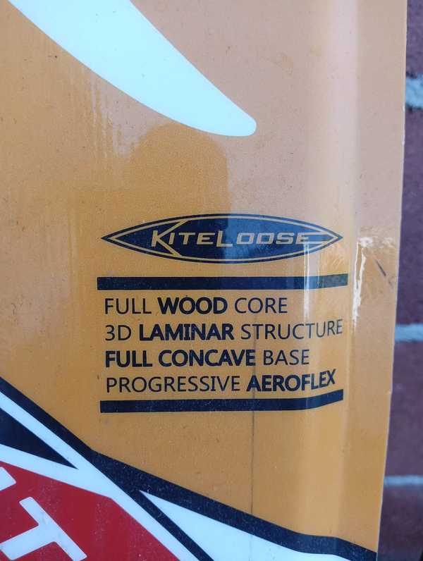 Loose - Essenz 132x40.5