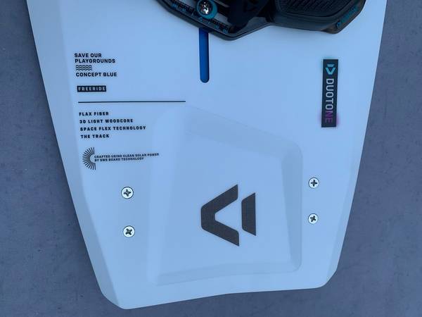 Duotone - Tavola Kitesurf Twintip Duotone Soleil 2026 misura 128