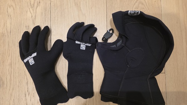 Rip Curl - Cappuccio guanti e calzari rip curl