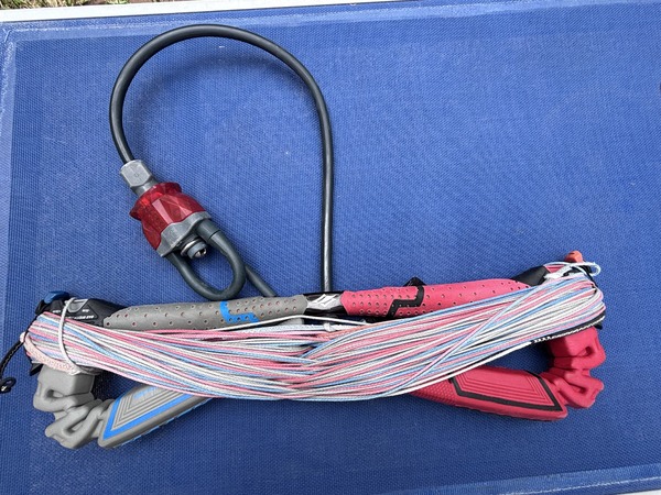 Naish - Naish Pivot 10 anno 2022 completo barra torque