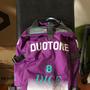 Duotone  dice 8 
